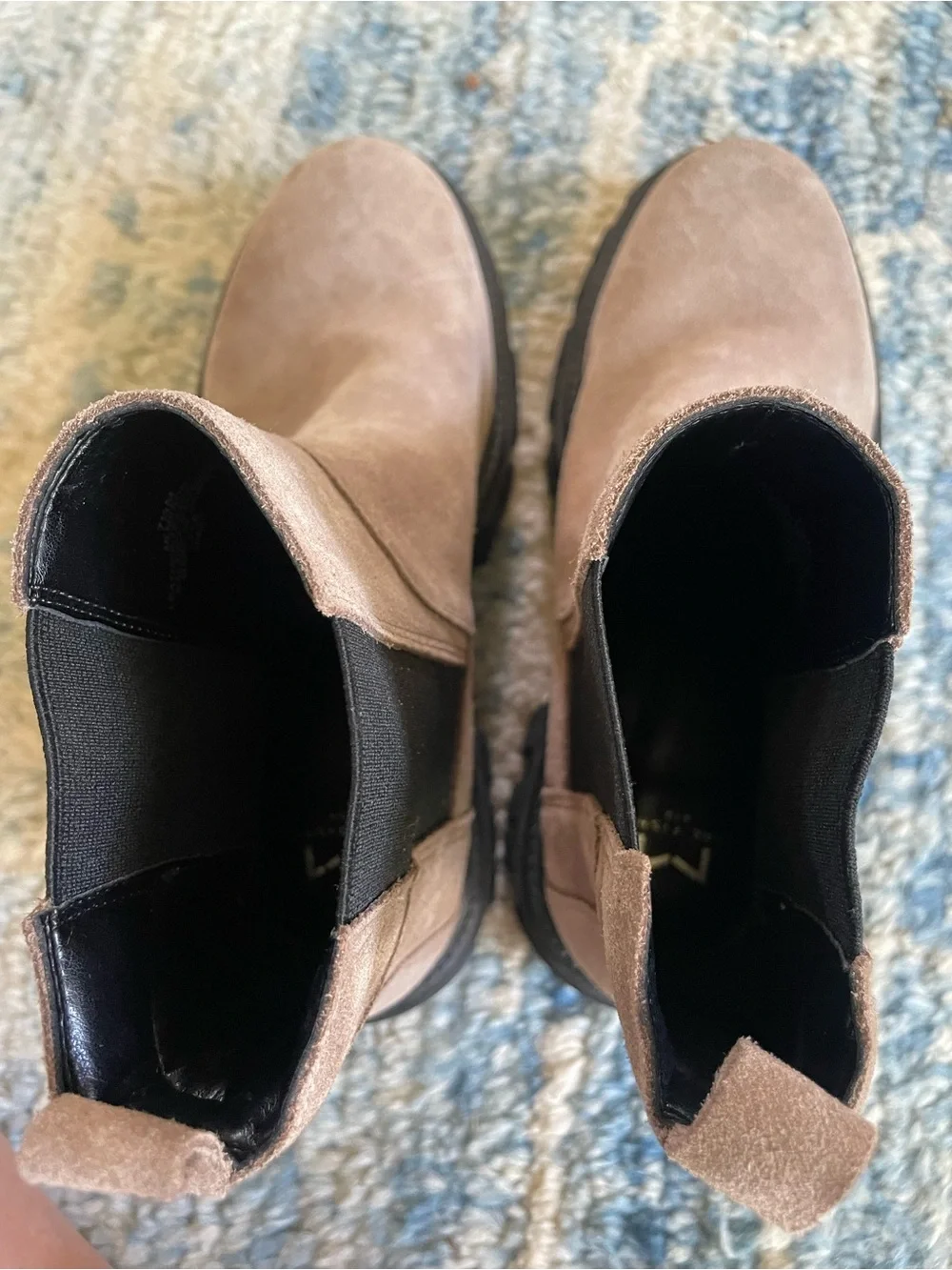 Marc Fisher Meron Tan Suede Lug Sole Chelsea Boots 7.5 Minimalist Utilitarian